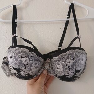 Victoria's secret bra